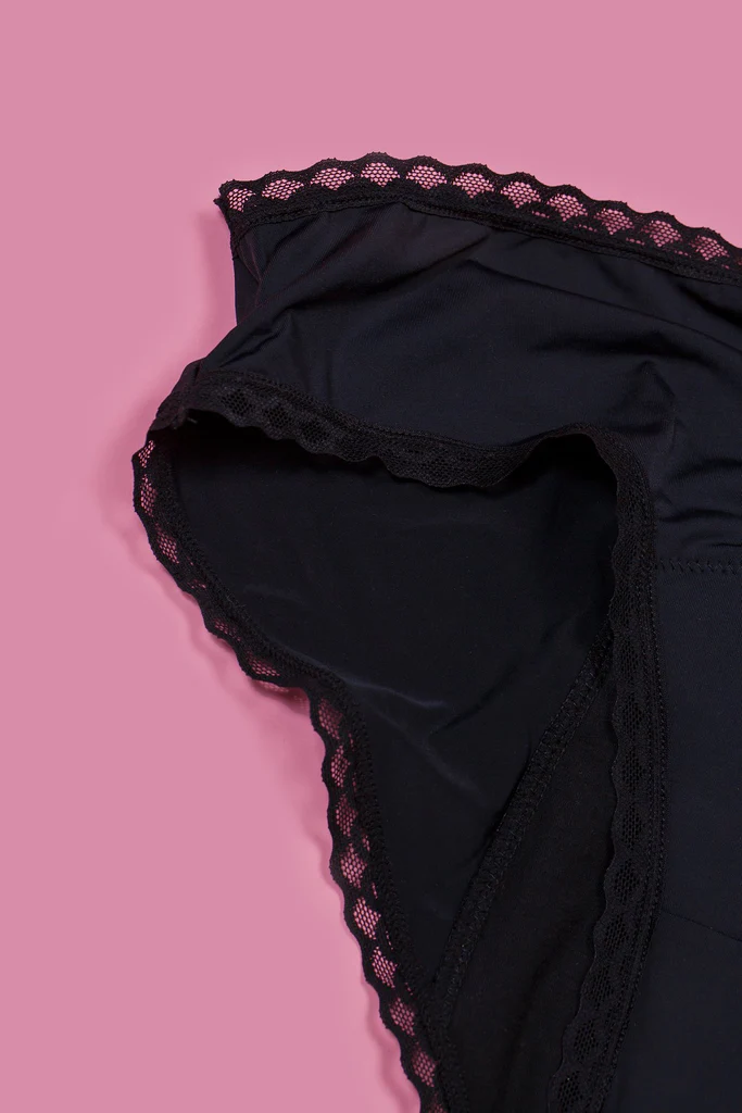 MIRKA MENSTRUAČNÍ KALHOTKY
